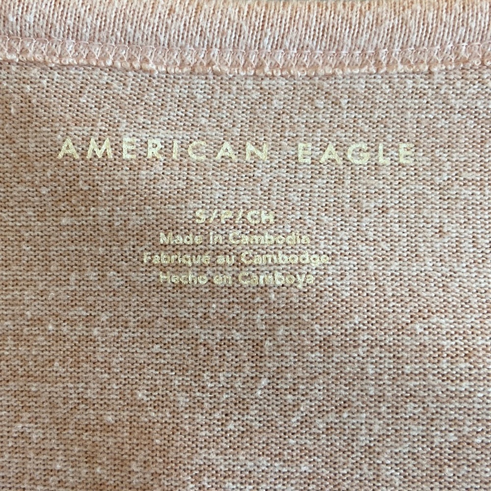 American Eagle light pink sweater
